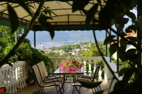  2 bedrooms appartement at Radovici 900 m away from the beach with furnished balcony and wifi  Тиват